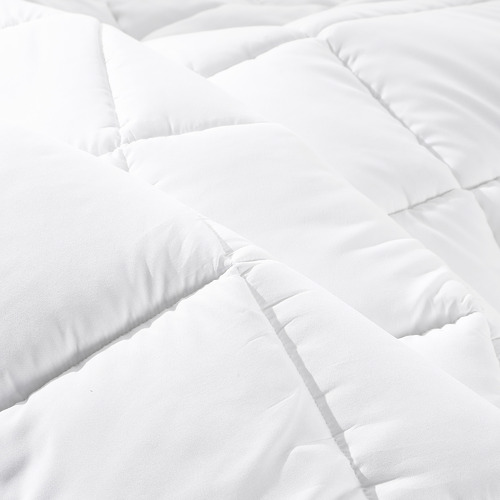 Molly 700GSM Bamboo Fibre All Seasons Quilt