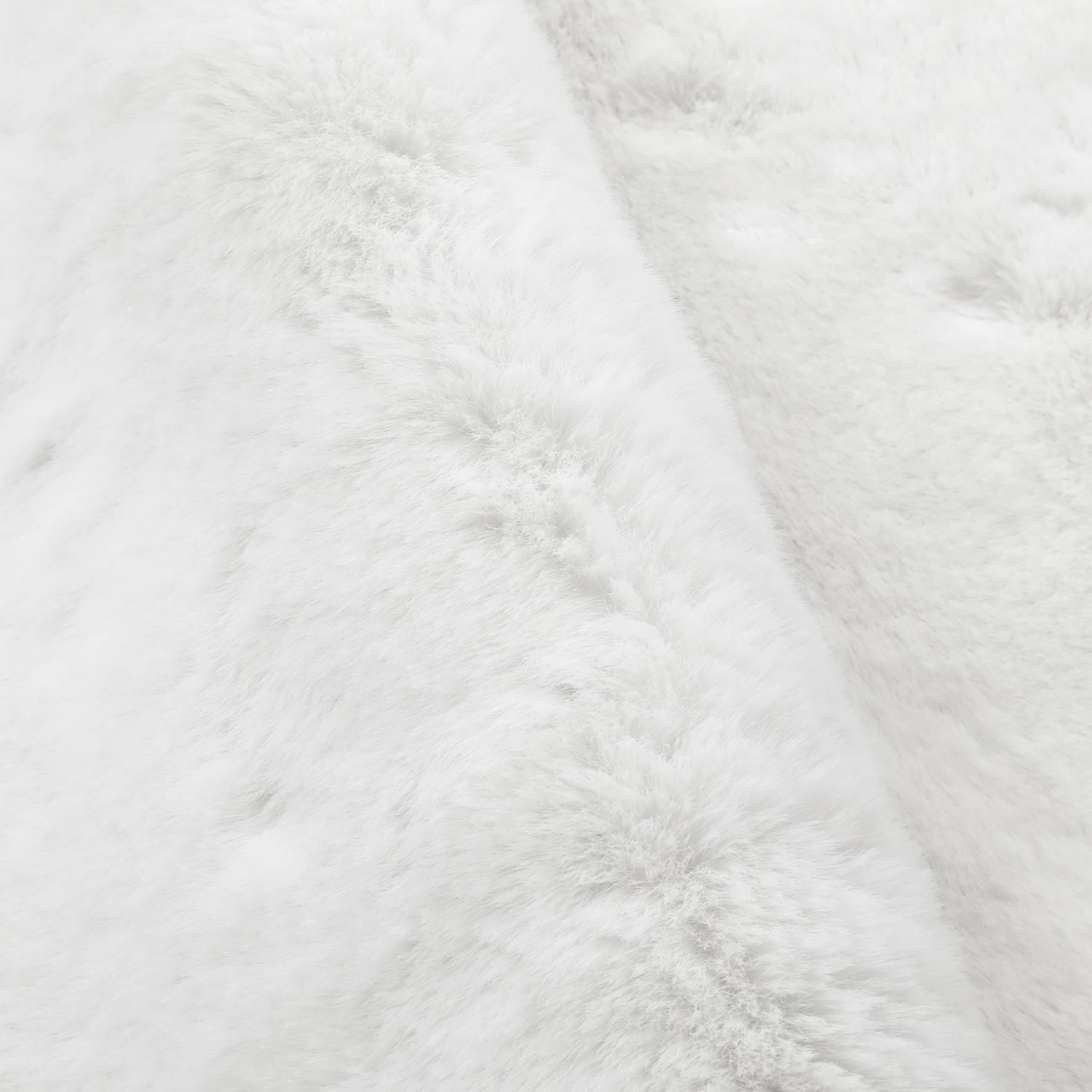 White Leox Power-Loomed Faux Fur Rug