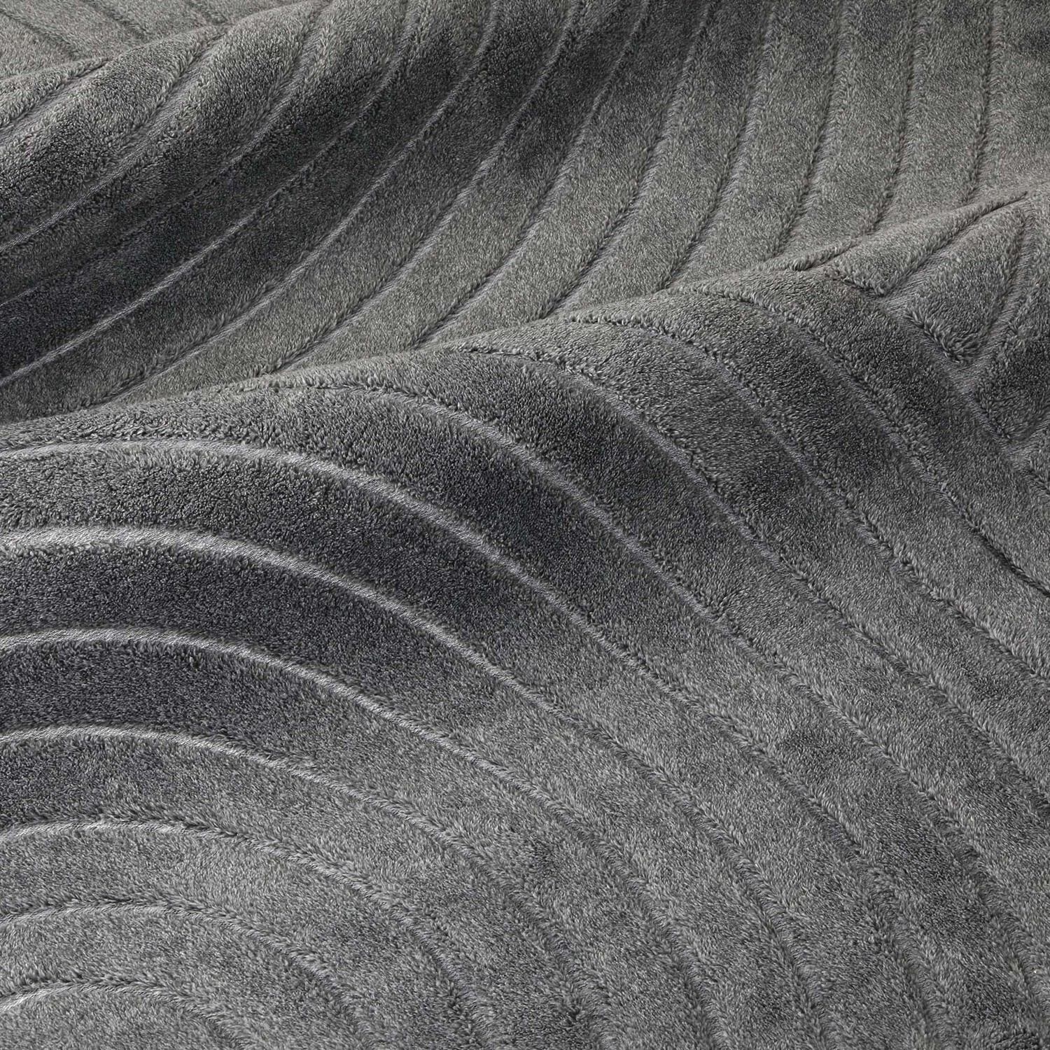 Kardos Cotton-Blend Machine Washable Rug