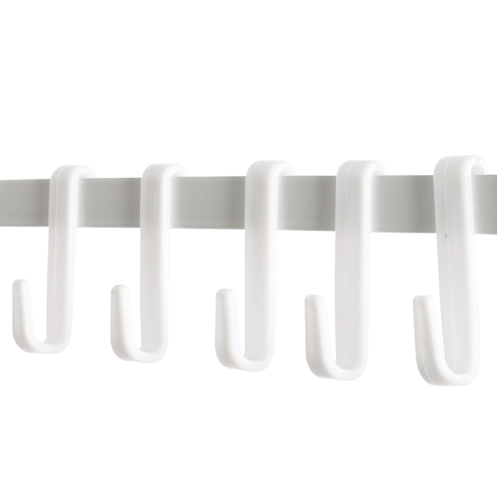 White Drevan Clothing Rack