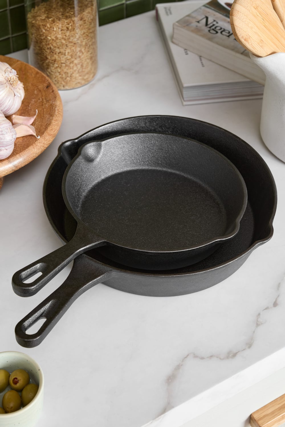 2 Piece Avondale Cast Iron Fry Pan Set