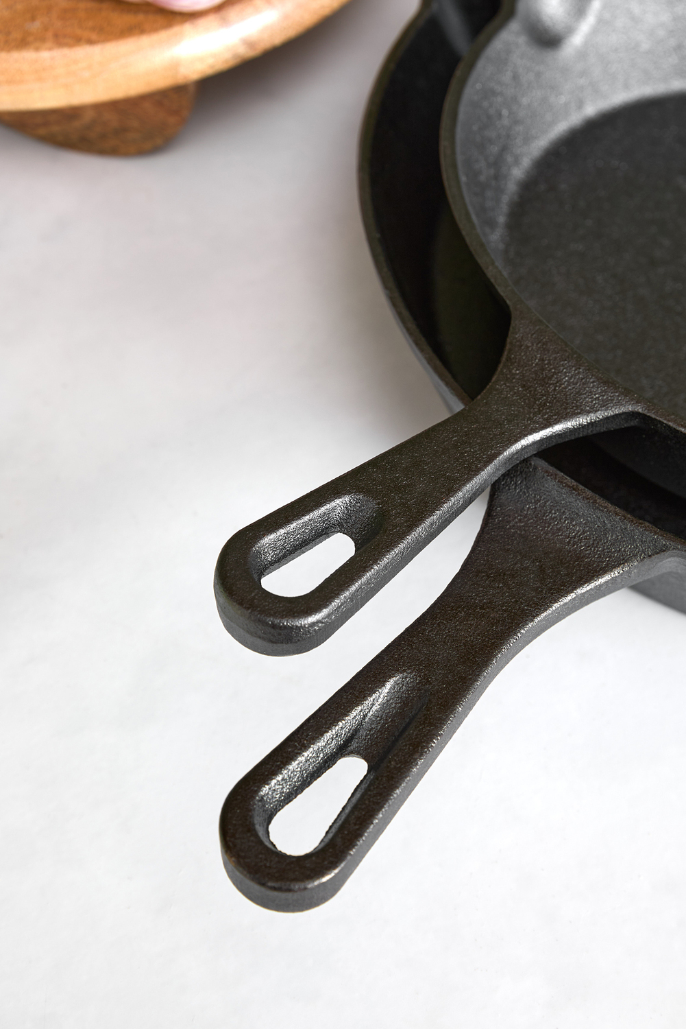 2 Piece Avondale Cast Iron Fry Pan Set