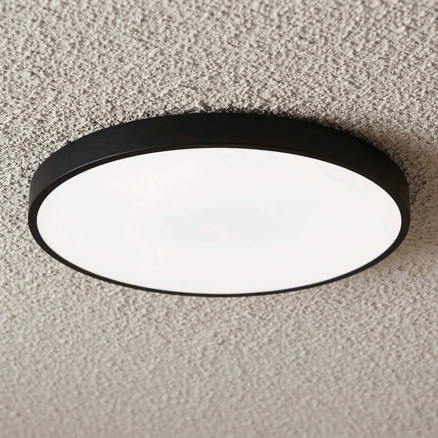 Kenyir Round 40cm LED Oyster Ceiling Light