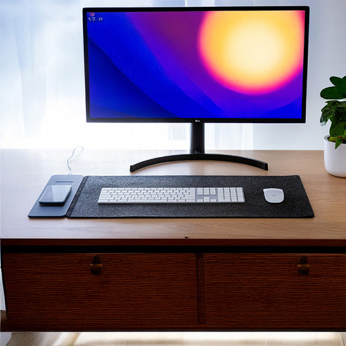 Lenoxx Reversible Wireless Fast Charging Desktop Mat