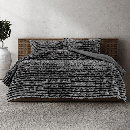 Cole Comforter Set