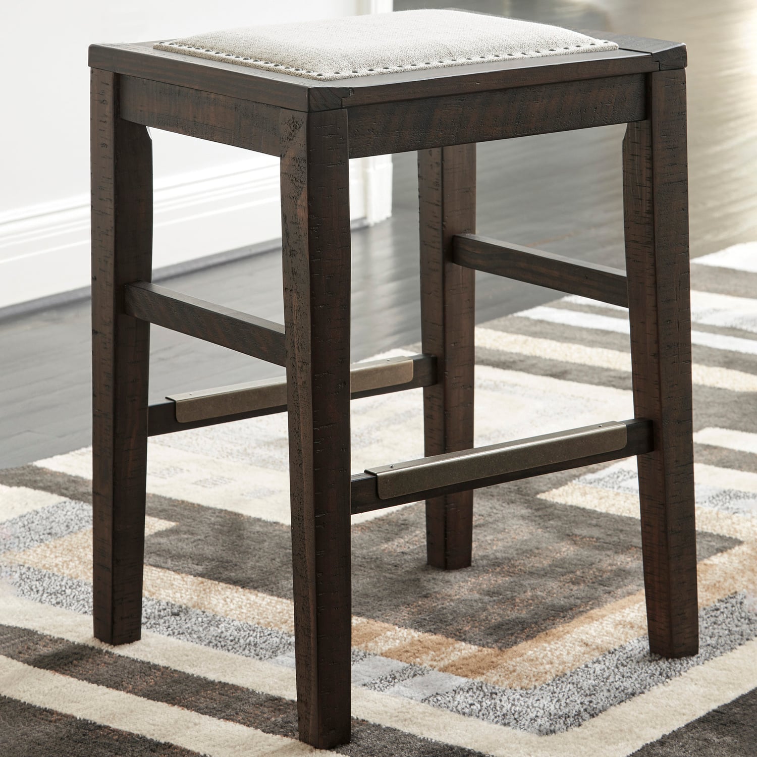 61cm Brown & White Hallishaw Barstool