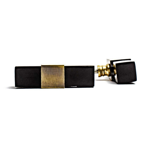 Cubed-Resin-Pull