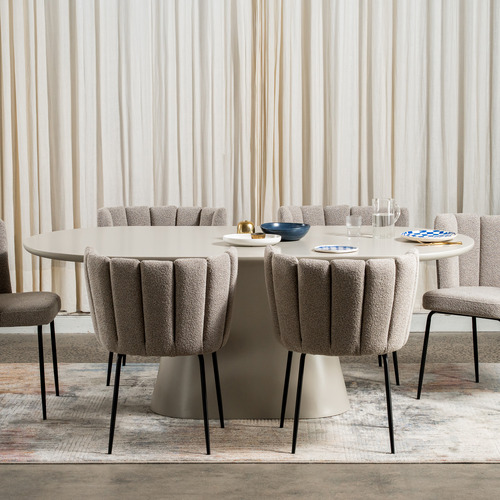 Sade-Dining-Table