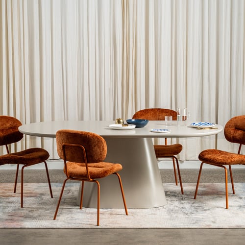 Sade-Dining-Table