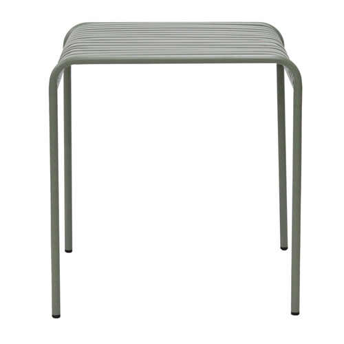 Swan-Outdoor-Dining-Table