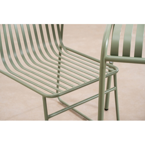 Swan-Curved-Outdoor-Dining-Chairs