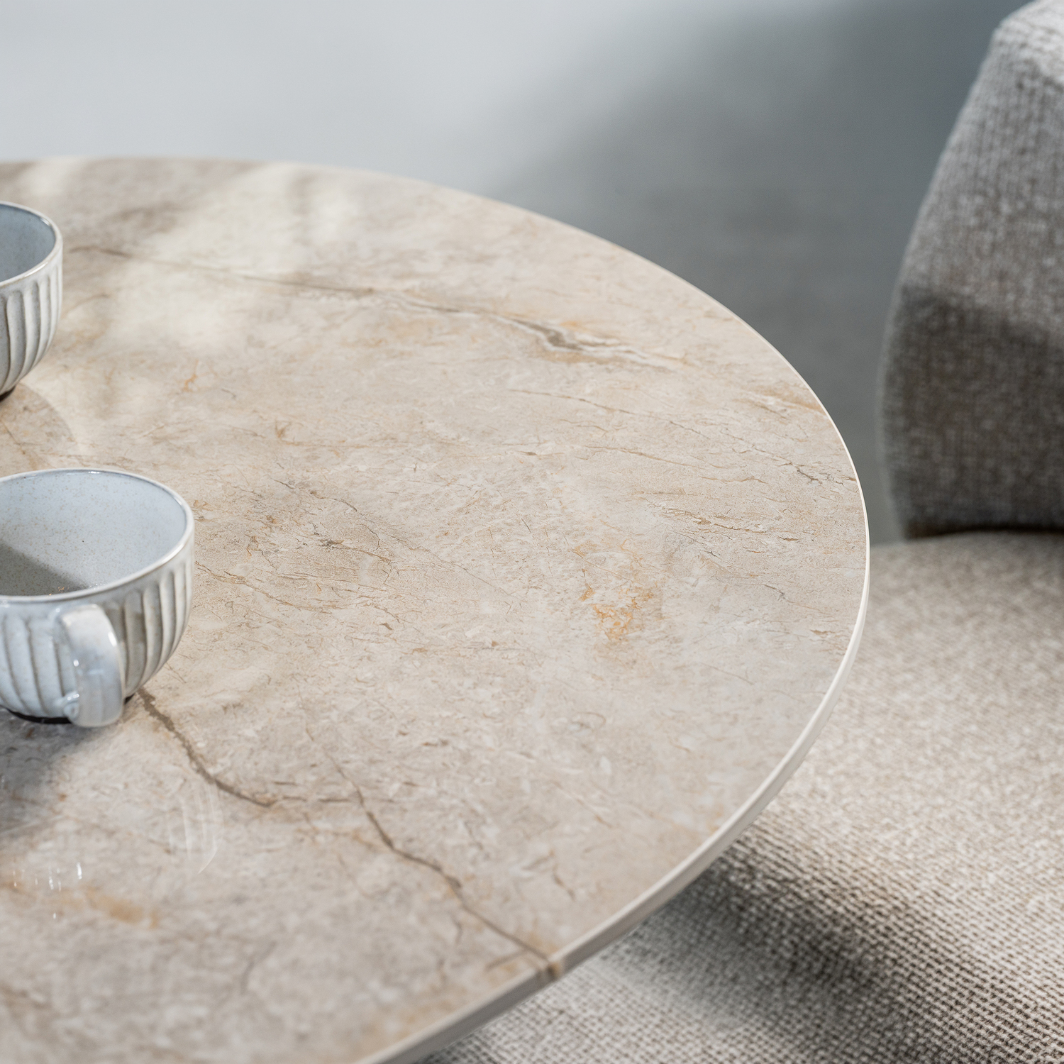 Luneth Round Dining Table