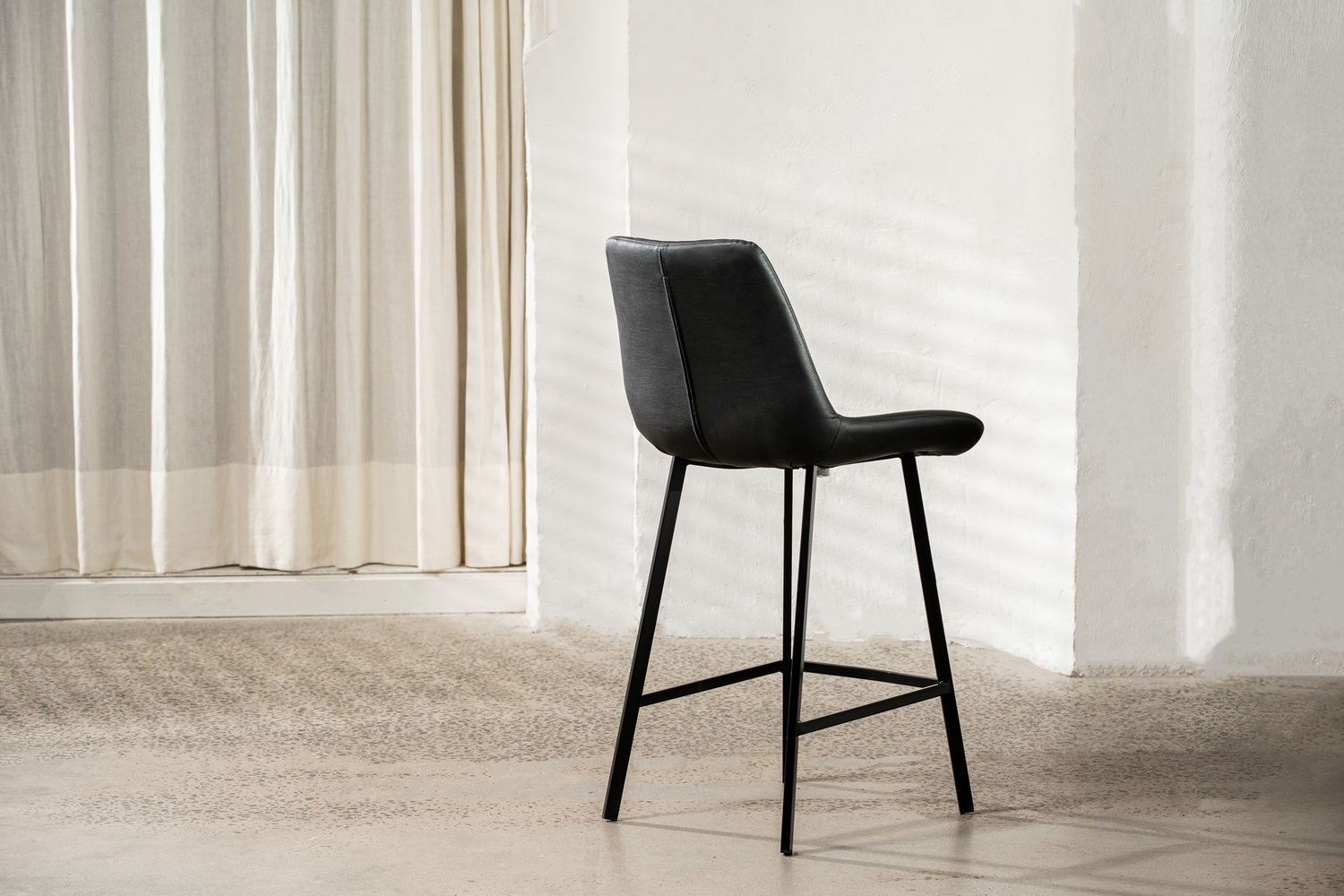 66cm-Magni-Faux-Leather-Barstools