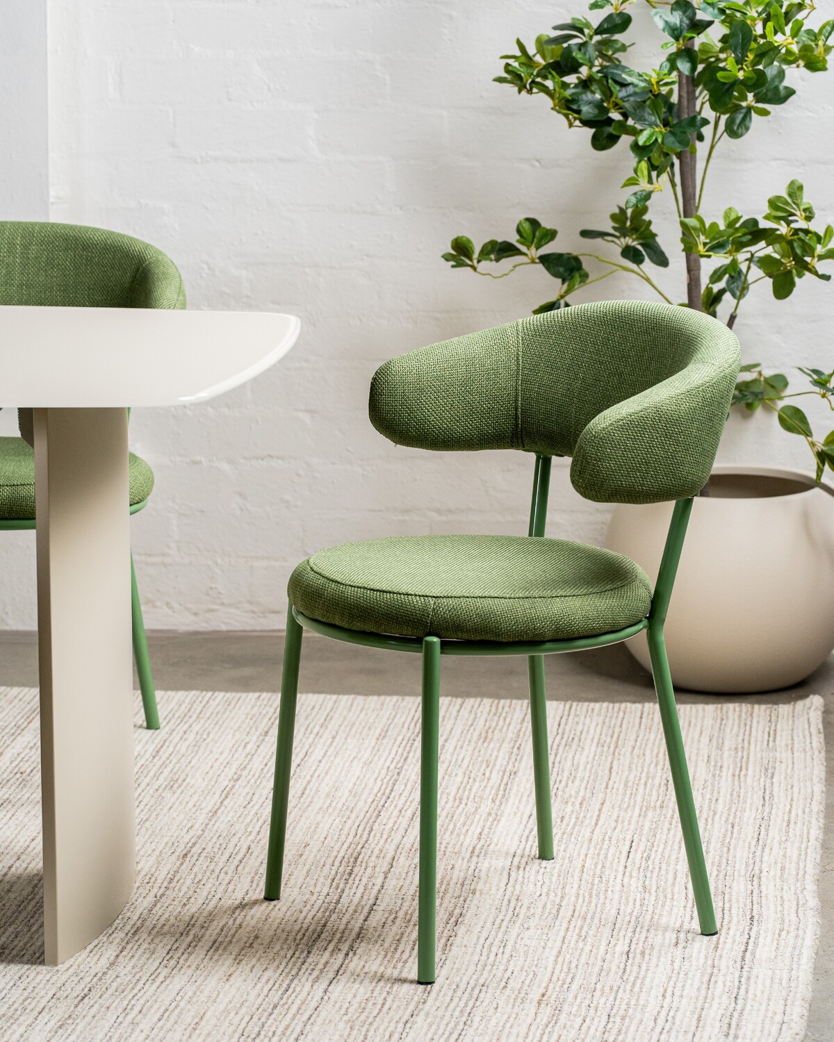 Vanya Dining Table