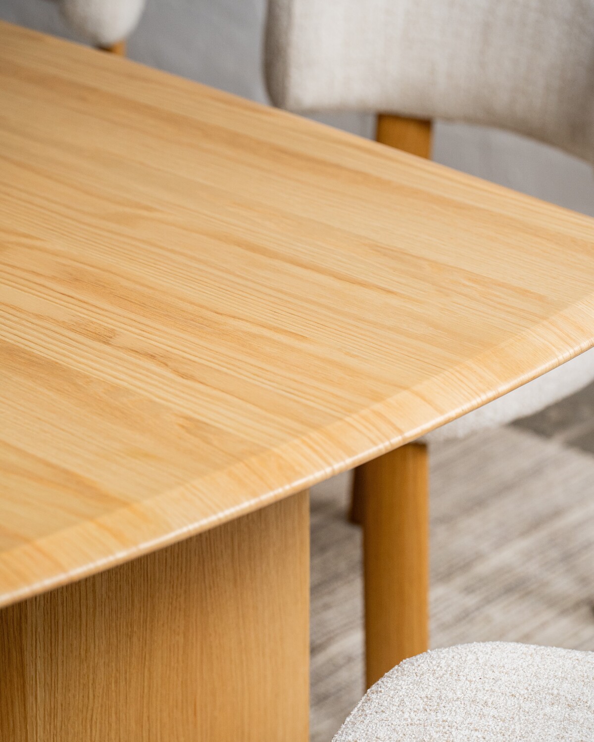 Torin Dining Table