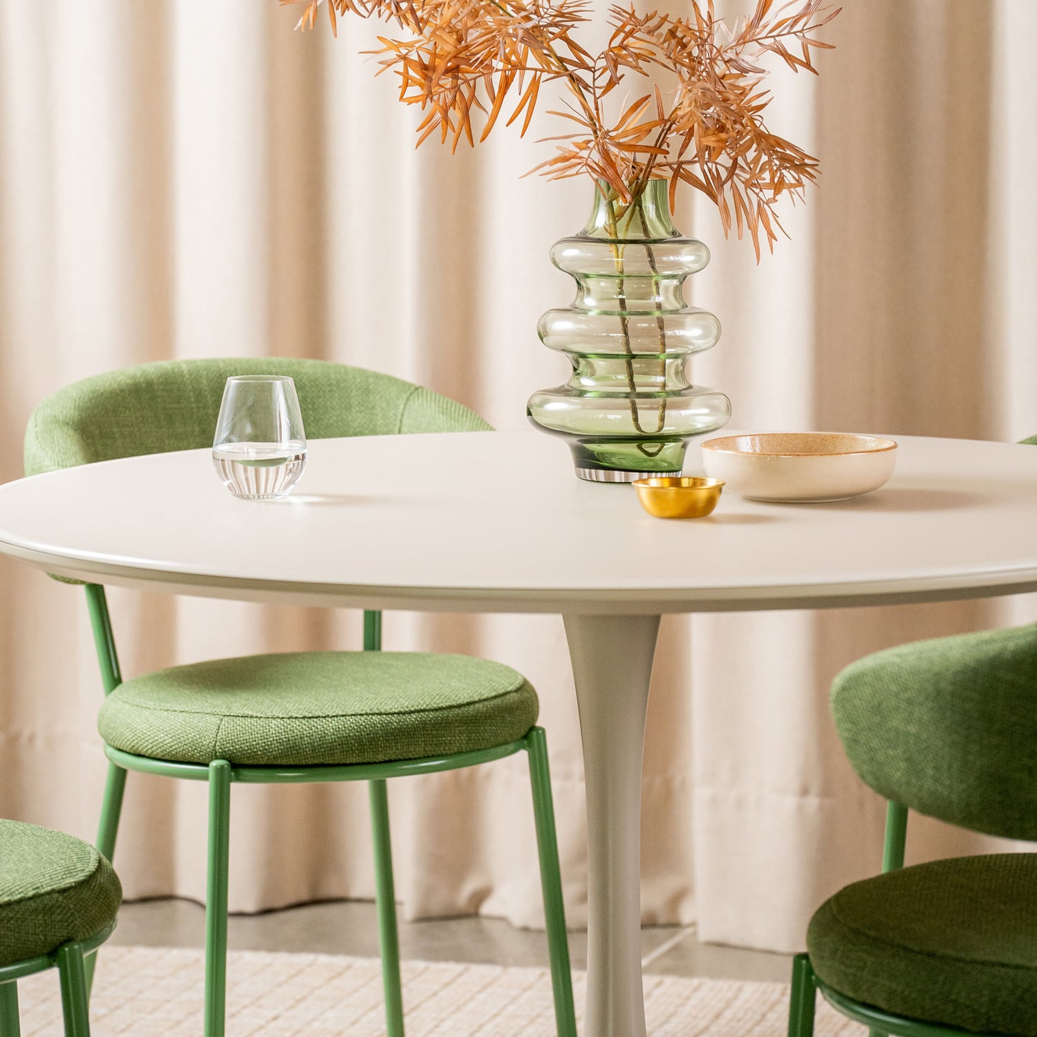 Neriah Round Dining Table