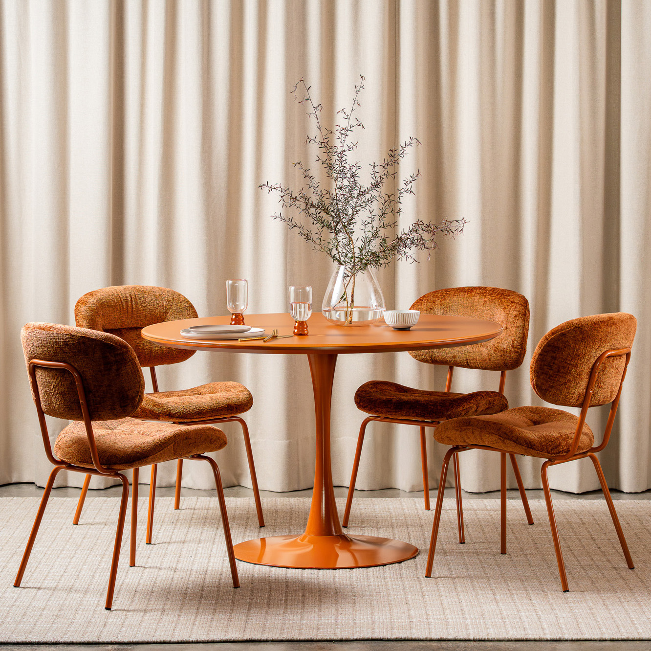Neriah Round Dining Table