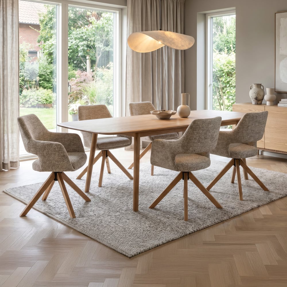Roreigh Extendable Dining Table