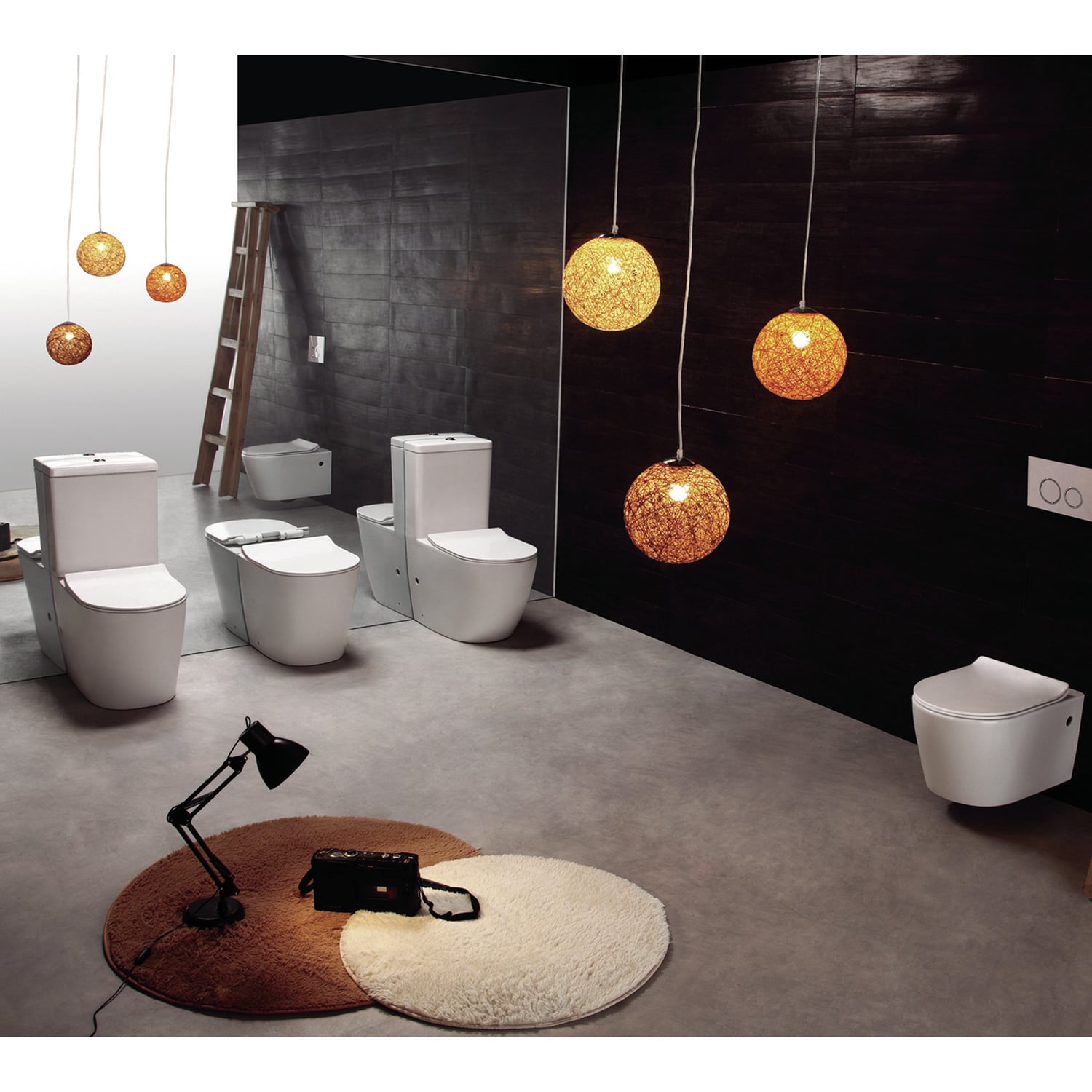 Flay-R Ceramic Wall Mounted Pan