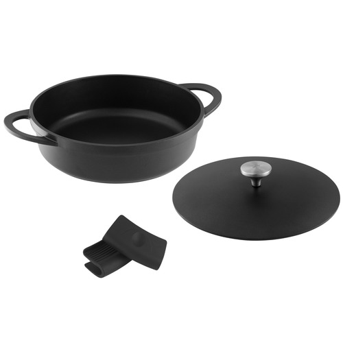 Maxwell & Williams Cast Lite Aluminium Non-Stick Casserole