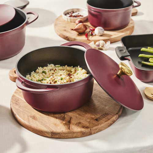 Cherry Cast Lite Non-Stick Casserole