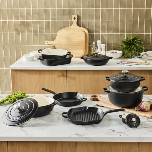 Black 260ml Cast Iron Cocotte