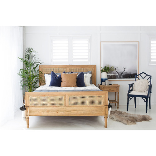 LilaInteriors Weathered Oak Hamilton Bed with Footboard Temple & ster
