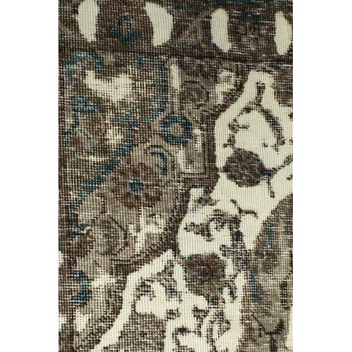Moss & Mint Wool Blend Vintage Style Persian Rug