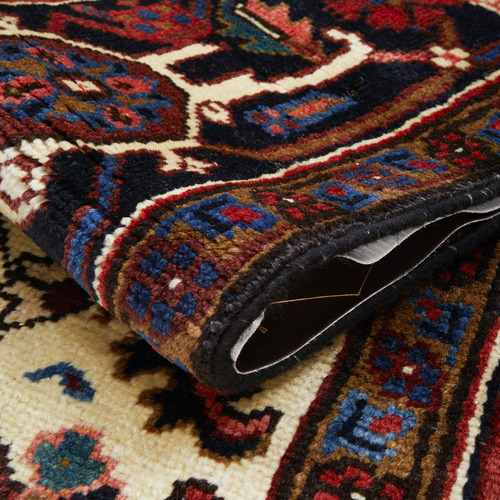 Banaag Hand-Knotted Wool Persian Rug