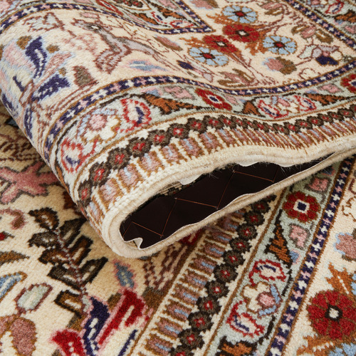 Hilom Hand-Knotted Wool Persian Rug