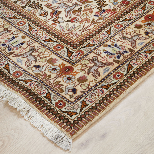 Amihan Hand-Knotted Wool Persian Rug