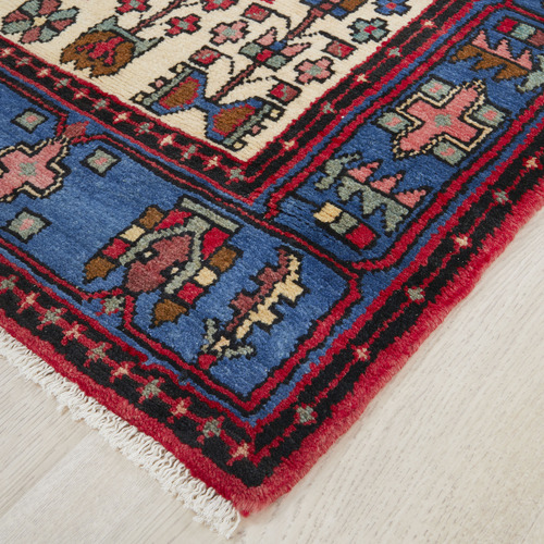 Calinaw Hand-Knotted Wool Persian Rug