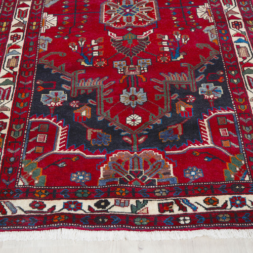 Sinta Hand-Knotted Wool Persian Rug