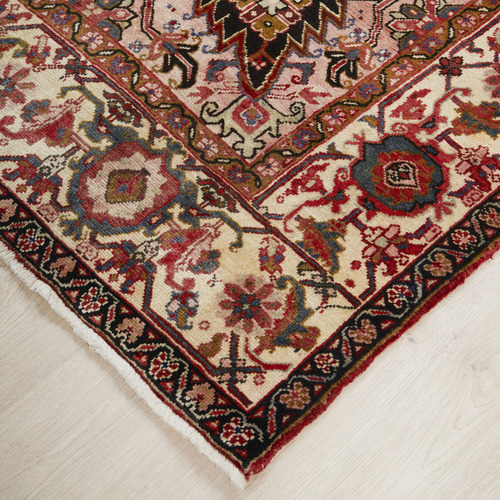 Sinag Hand-Knotted Wool Persian Rug