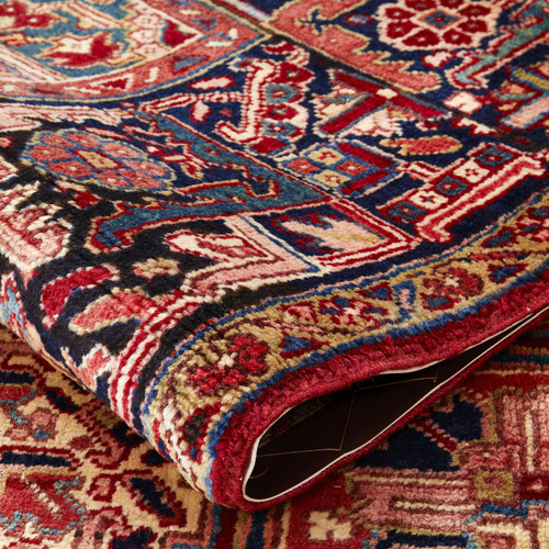 Cary Hand-Knotted Wool Persian Rug