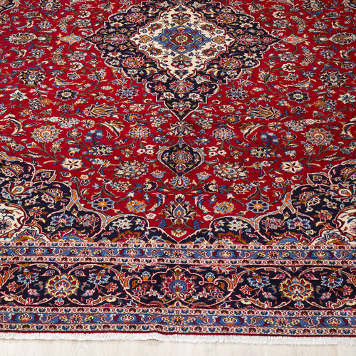Daniella Hand-Knotted Wool Persian Rug