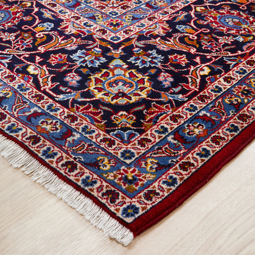Daniella Hand-Knotted Wool Persian Rug
