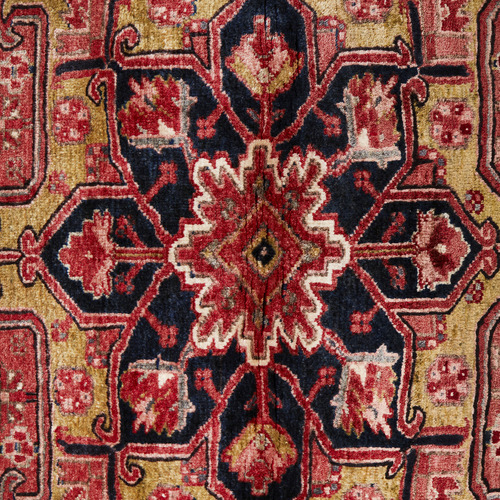 Gable Hand-Knotted Wool Persian Rug