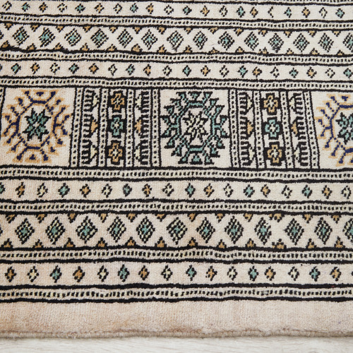 Cream & Black Wool Pakistani Rug