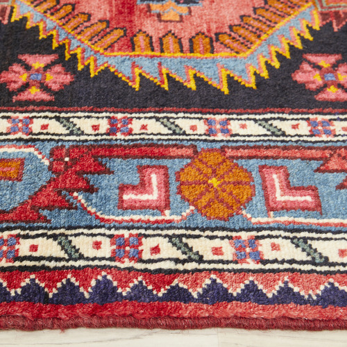 Naya Hand-Knotted Wool Persian Rug