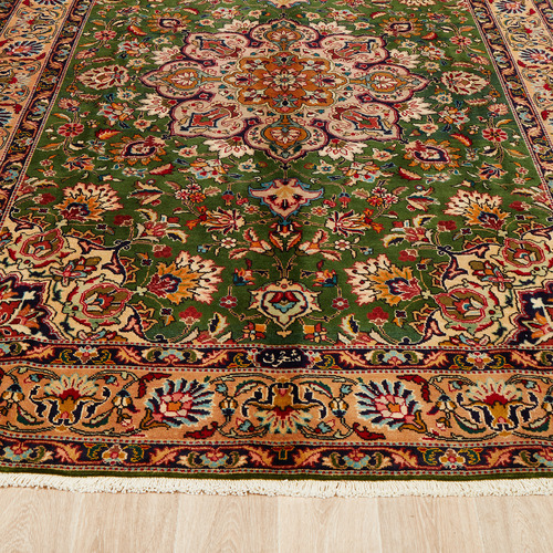 Aquinas Hand-Knotted Wool Persian Rug