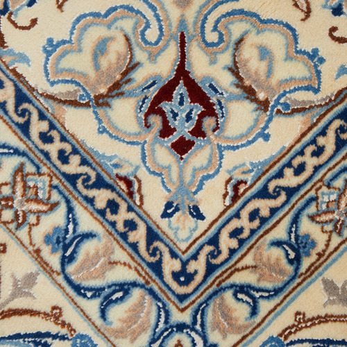 Naen Vintage Hand-Knotted Wool Rug