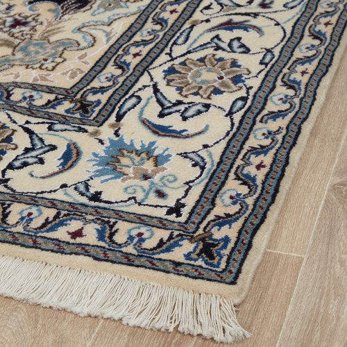 Blue Persian Medallion Hand-Knotted Wool Rug