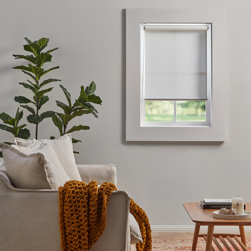 Vespera-Ghost-Screen-Roller-Blind