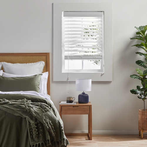 Kiera-White-Faux-Wood-Venetian-Blind
