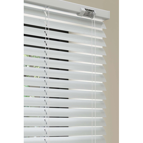 Aurelia-Aluminium-Venetian-Blind
