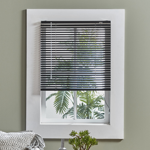 Aurelia-Aluminium-Venetian-Blind