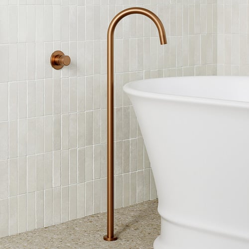 Curved Freestanding Bath Spout