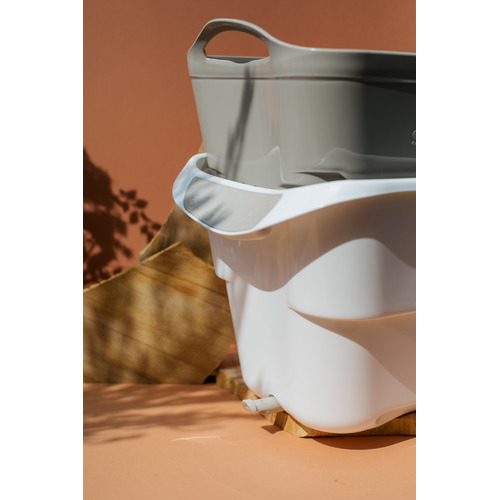 Strucket Strucket Laundry Bucket with Strainer Temple & ster