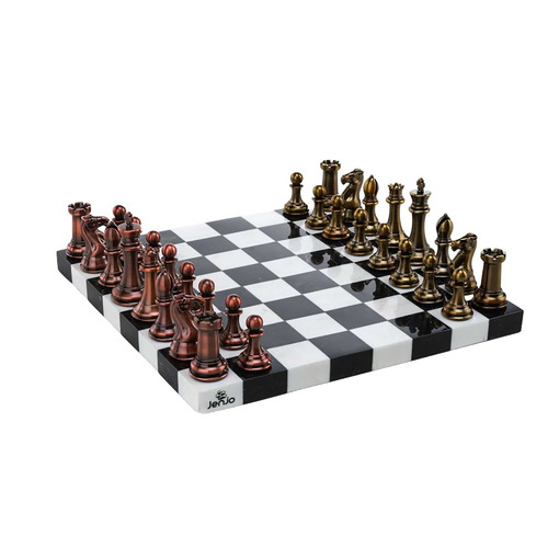 The Best Chess Sets : 'Game of Thrones,' 'Star Wars,' 'Marvel'
